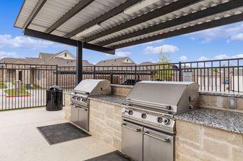Outdoor kitchen & bbq
